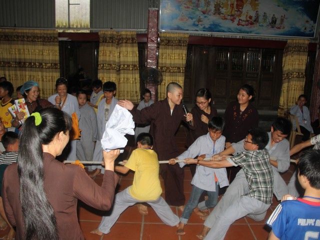 Thái Bình: Khóa tu sen hồng chùa Từ Xuyên (ngày thứ ba)