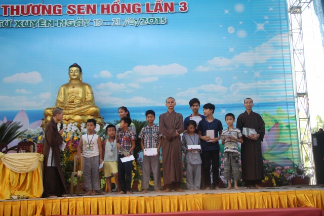 Thái Bình: Khóa tu sen hồng chùa Từ Xuyên (ngày thứ ba)