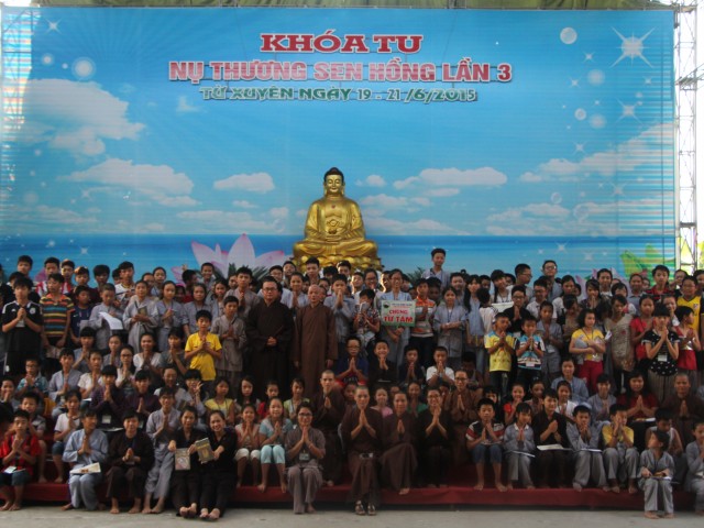 Thái Bình: Khóa tu sen hồng chùa Từ Xuyên (ngày thứ ba)
