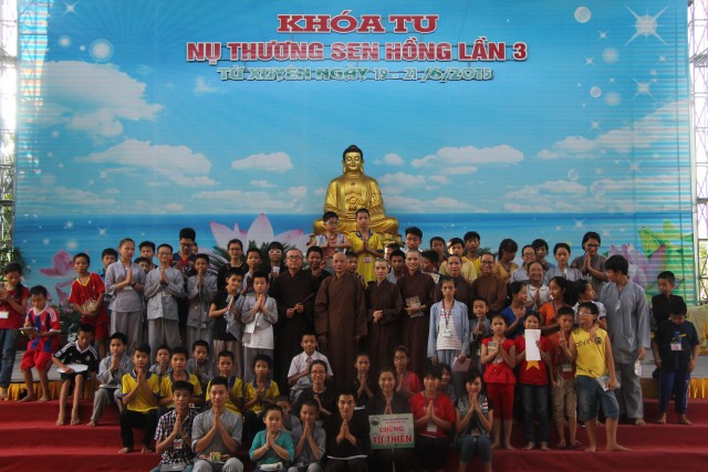 Thái Bình: Khóa tu sen hồng chùa Từ Xuyên (ngày thứ ba)