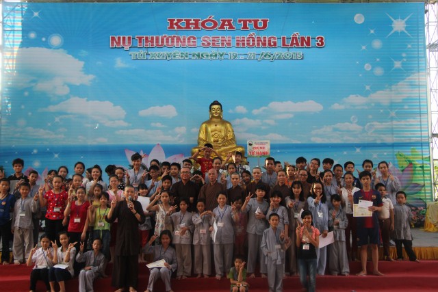 Thái Bình: Khóa tu sen hồng chùa Từ Xuyên (ngày thứ ba)