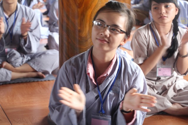 Thái Bình: Gần 300 bạn trẻ về chùa Từ Xuyên tu an lạc – Chủ đề “Tôn kính Phật”