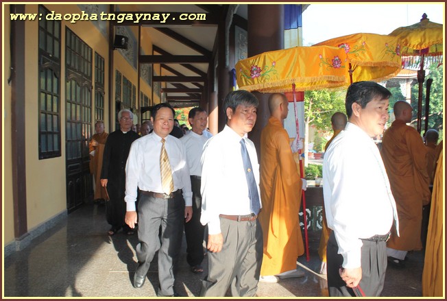 BÌNH DƯƠNG:   Phật Giáo Bình Dương Long Trọng Chào Mừng Đại Lễ PD.2559