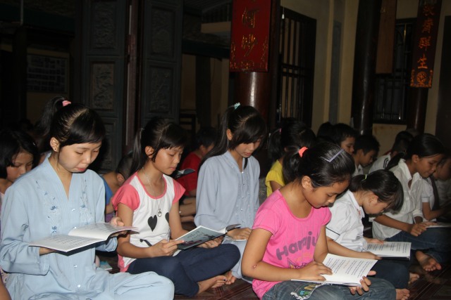 Thái Bình: Nhà chùa mở lớp học Phật pháp và lớp học võ cho các em nhỏ