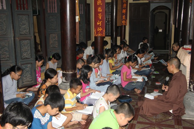 Thái Bình: Nhà chùa mở lớp học Phật pháp và lớp học võ cho các em nhỏ