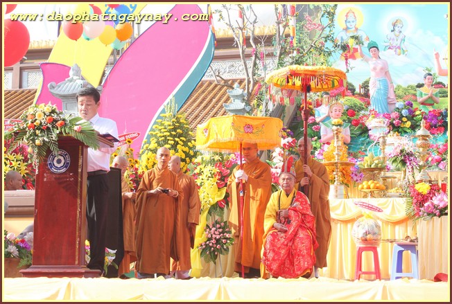 BÌNH DƯƠNG:   Phật Giáo Bình Dương Long Trọng Chào Mừng Đại Lễ PD.2559