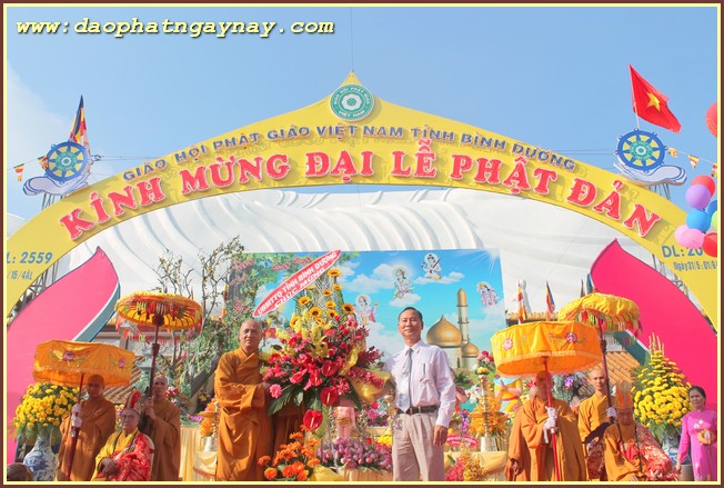 BÌNH DƯƠNG:   Phật Giáo Bình Dương Long Trọng Chào Mừng Đại Lễ PD.2559
