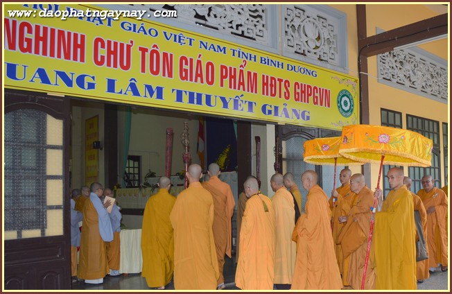 TP Hồ Chí Minh - Bình Dương - Đồng nai: Phóng sự ảnh &quot; Nét Đẹp Mùa An Cư&quot;  PL.2559 - DL.2015 (Phần Cuối)  Ba Hệ Phái (Bắc Tông, Khất Sĩ, Nam Tông)