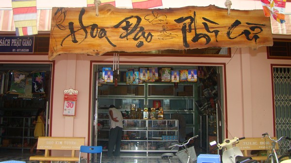 Hà Tiên: Chùm ảnh Đại lễ Phật đản tại biên cương cực nam Tổ quốc