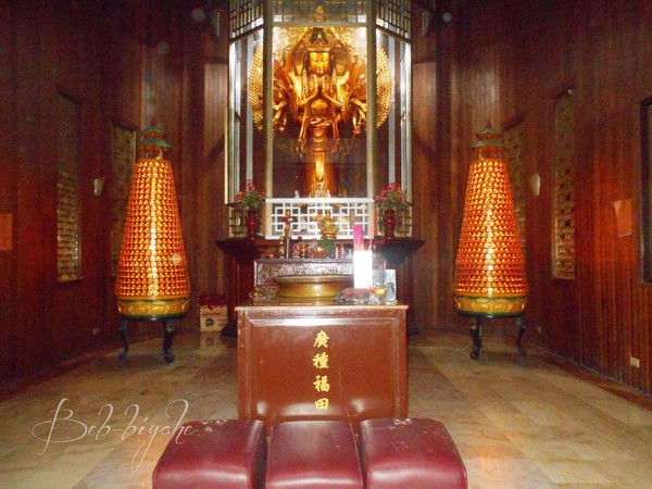 Philippines: Chùa Long Hoa xứ Thiên Chúa giáo