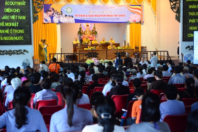 TP. HCM: Lễ cầu nguyện và tư vấn mùa thi 2015 đầy ý nghĩa