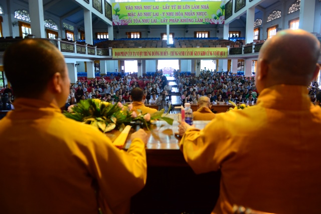 TP. HCM: Lễ cầu nguyện và tư vấn mùa thi 2015 đầy ý nghĩa