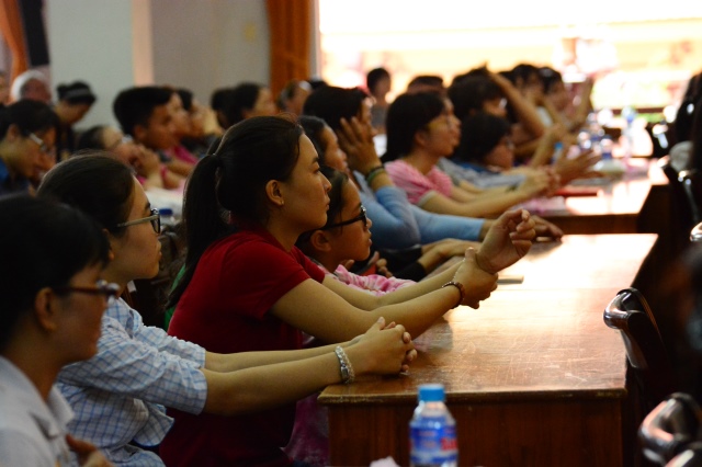 TP. HCM: Lễ cầu nguyện và tư vấn mùa thi 2015 đầy ý nghĩa