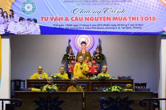 TP. HCM: Lễ cầu nguyện và tư vấn mùa thi 2015 đầy ý nghĩa