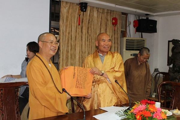 Đoàn Phật giáo Hàn Quốc tham học giao lưu Đại Phật tự tỉnh Quảng Đông Trung Quốc