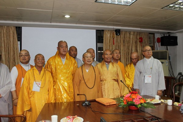 Đoàn Phật giáo Hàn Quốc tham học giao lưu Đại Phật tự tỉnh Quảng Đông Trung Quốc