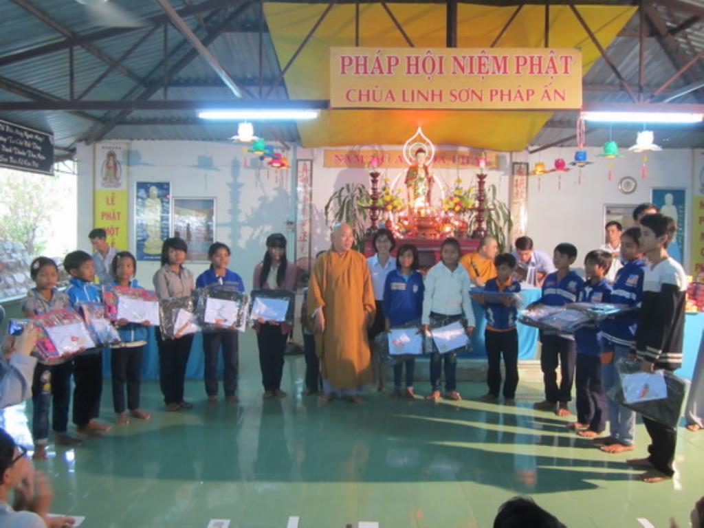 Khóa tu mùa hè lần 7 tại chùa Linh Sơn Pháp Ấn