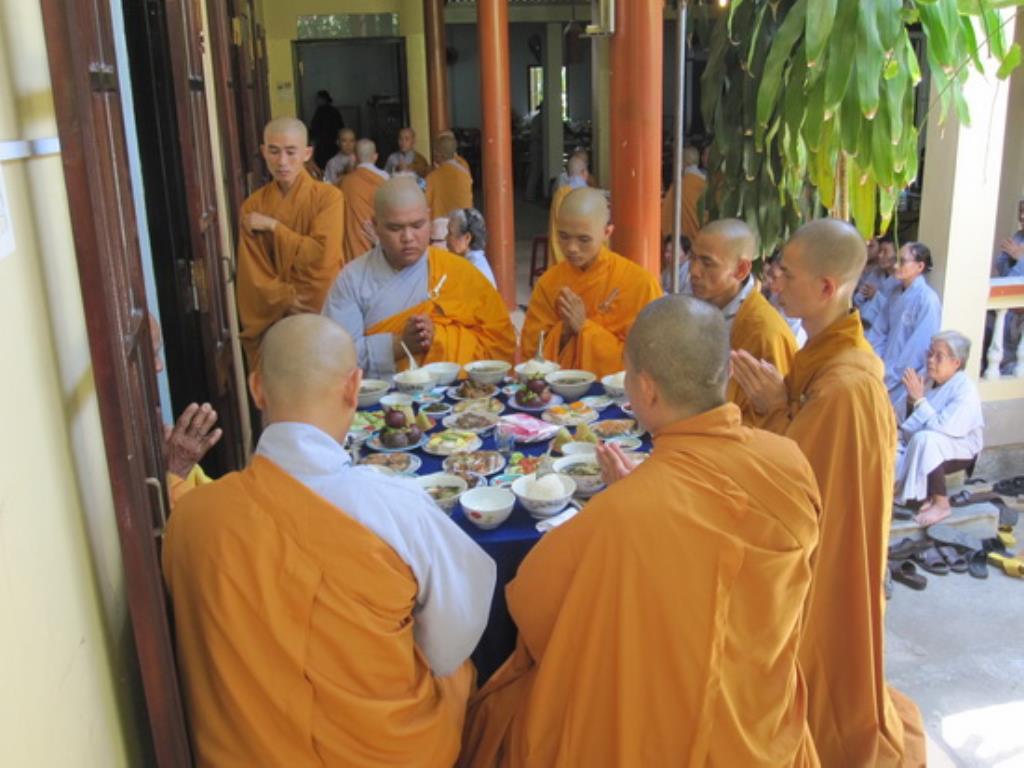 Lễ chung thất cố Đại đức Thích Đạo Luận