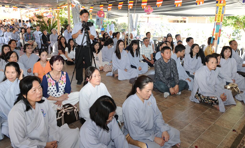 Hoa Kỳ: đại lễ Phật đản muộn nhất tại Tu Viện Huyền Không, San Jose Pl 2559