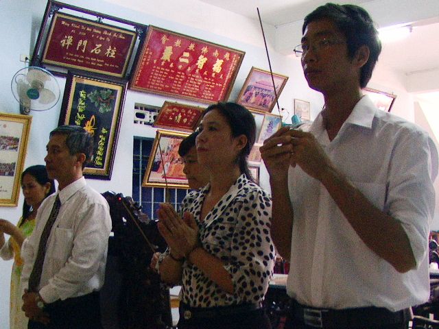 Khánh Hoà: Lãnh đạo tỉnh Khánh Hòa, thành phố Nha Trang thăm chúc mừng Phật đản