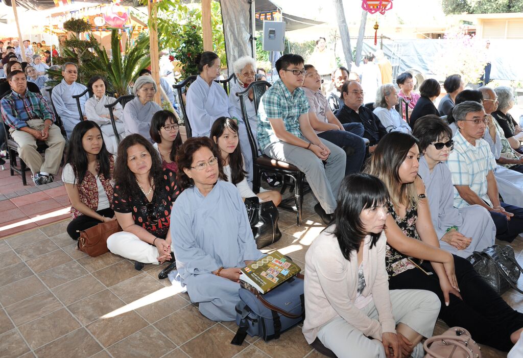 Hoa Kỳ: đại lễ Phật đản muộn nhất tại Tu Viện Huyền Không, San Jose Pl 2559