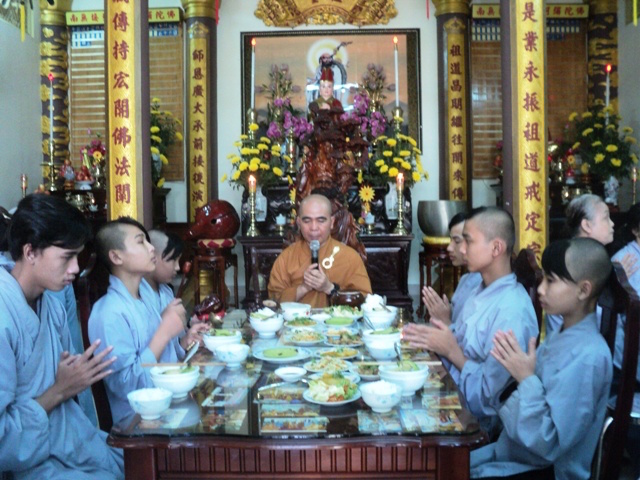 Khánh Hòa: Khóa tu Thọ bát quan trai tại chùa Nghĩa Hương