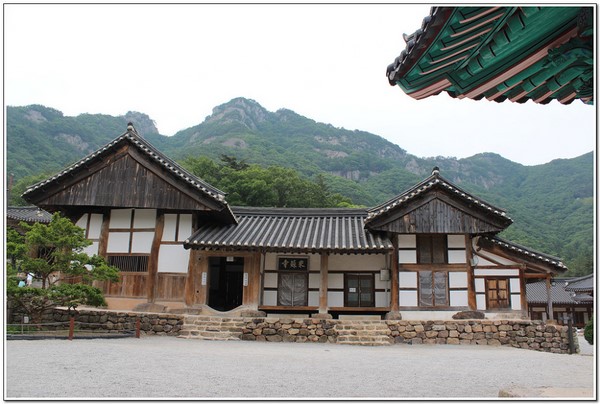 Hàn Quốc: Chùm ảnh ngôi Già lam Cổ Tự Naesosa tỉnh Jeollabuk-do