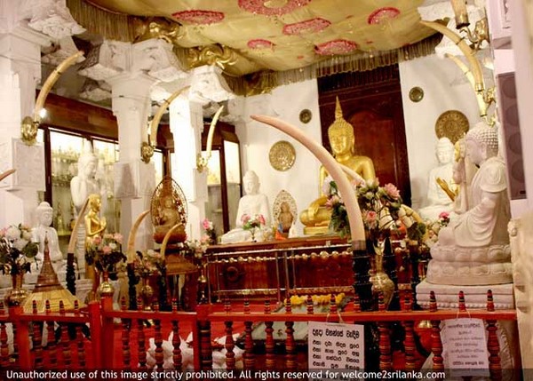 Danh lam Cổ Tự Dalada Maligawa Quốc bảo Sri Lanka