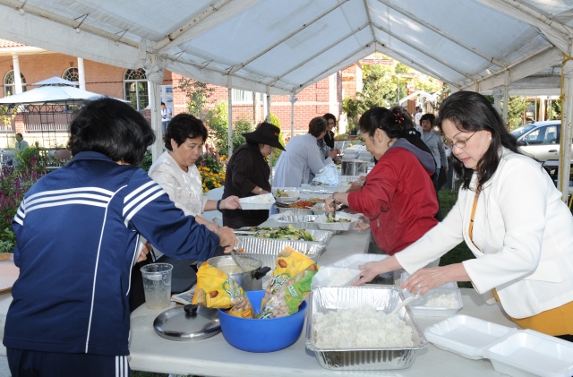 Hoa Kỳ: Lễ Vu Lan 2015 và triển lãm ảnh chùa Việt Nam tại chùa An Lạc - Indiana