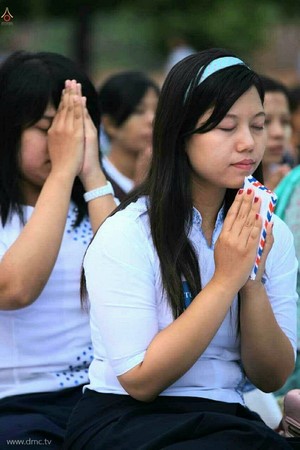 Myanmar: Chùm ảnh 10 nghìn chư Tăng diễu hành xung quanh Cố đô Phật giáo Mandalay