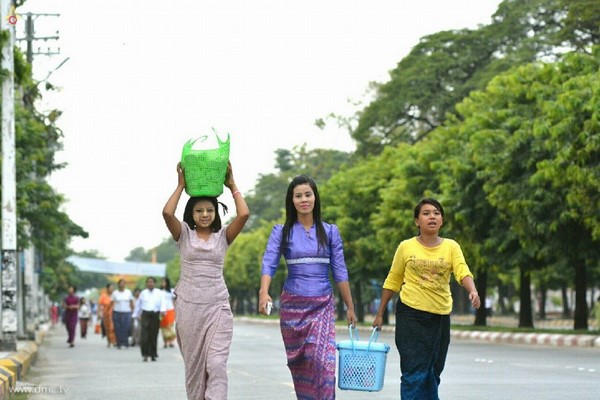 Myanmar: Chùm ảnh 10 nghìn chư Tăng diễu hành xung quanh Cố đô Phật giáo Mandalay