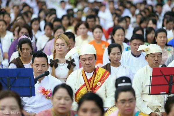 Myanmar: Chùm ảnh 10 nghìn chư Tăng diễu hành xung quanh Cố đô Phật giáo Mandalay