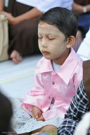 Myanmar: Chùm ảnh 10 nghìn chư Tăng diễu hành xung quanh Cố đô Phật giáo Mandalay