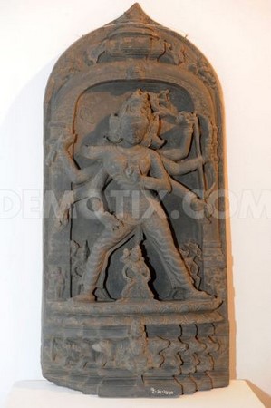 Chùm ảnh Triển lãm tác phẩm điêu khắc Phật giáo tại Bảo tàng Quốc gia Bangladesh