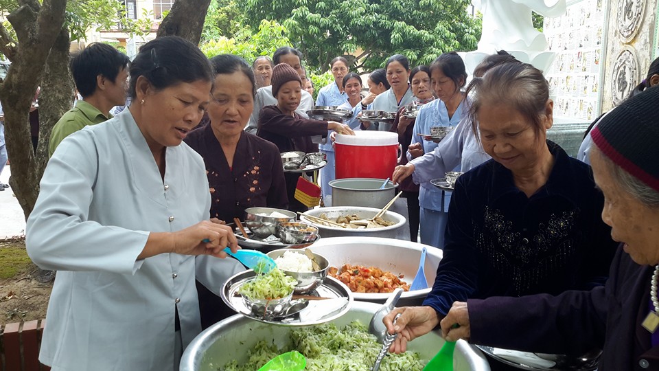 Thái Bình: Khóa tu niệm Phật một ngày chùa Văn Môn