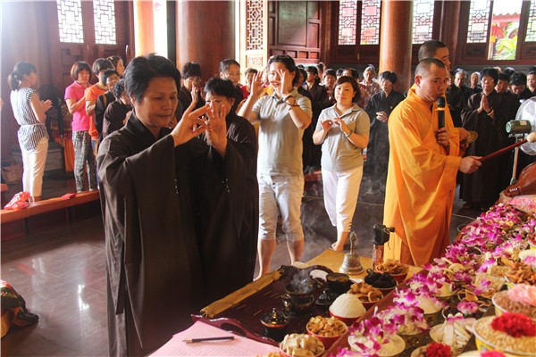 Trung Quốc: Phạm Thiên Tự tổ chức Pháp hội Lương Hoàng, Vu Lan Bồn