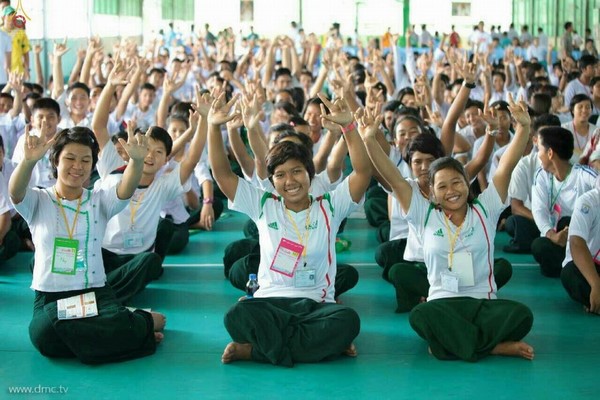 Myanmar: Chùm ảnh chuẩn bị 10 nghìn vị Tăng diễu hành vị trí hình ảnh đẹp ấn tượng