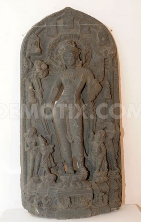 Chùm ảnh Triển lãm tác phẩm điêu khắc Phật giáo tại Bảo tàng Quốc gia Bangladesh