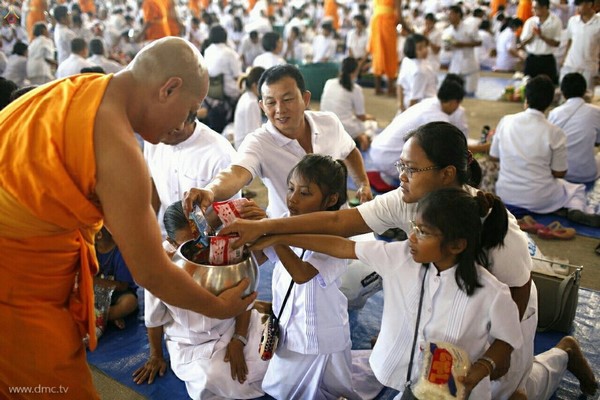 Thái Lan: Chùm ảnh Lễ tưởng niệm 98 năm ngày Thiền sư Phra Mongkhonthepmuni ngộ đạo