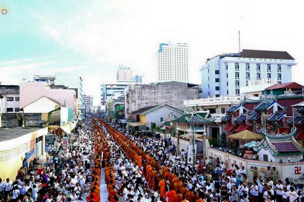Thái Lan: Chùm ảnh Lễ cúng dường 10 nghìn vị tăng sĩ quốc tế tại Tp. Hat Yai