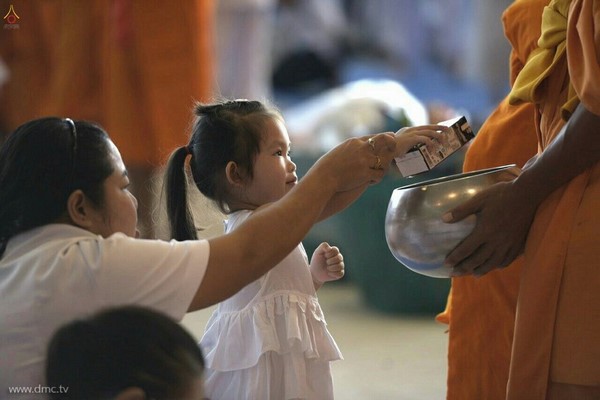 Thái Lan: Chùm ảnh Lễ tưởng niệm 98 năm ngày Thiền sư Phra Mongkhonthepmuni ngộ đạo