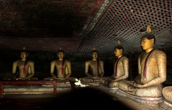 Chùm ảnh Danh lam Cổ tự Dambulla hang động huyền bí SriLanka