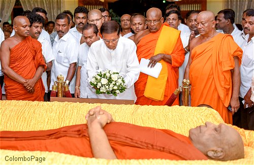 Tổng thống Sri Lanka kính viếng Trưởng lão Hòa thượng Maduluwawe Sobitha Thera lần cuối