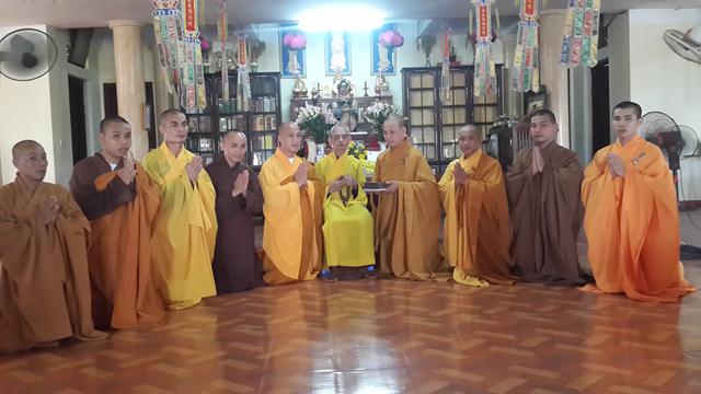 Thái Nguyên: Chư Tăng về Tổ đình Viên Minh vấn an sức khỏe đức Pháp chủ GHPGVN.