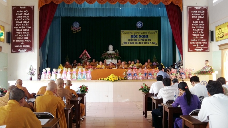 Tiền Giang: Hội nghị Sơ Kết Công Tác Phật Sự năm 2015 và Tổng Bế Giảng Khóa An Cư Kiết Hạ PL. 2559.
