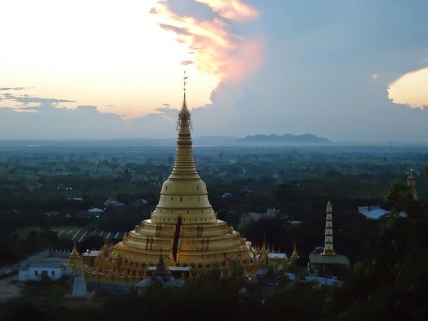 Chùm ảnh Danh lam Thắng tích Maha Bodhi Tahtaung Myanmar nổi tiếng thế giới