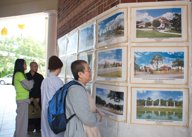 Hoa Kỳ: Lễ Vu Lan 2015 và triển lãm ảnh chùa Việt Nam tại chùa An Lạc - Indiana