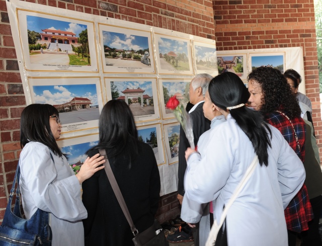 Hoa Kỳ: Lễ Vu Lan 2015 và triển lãm ảnh chùa Việt Nam tại chùa An Lạc - Indiana