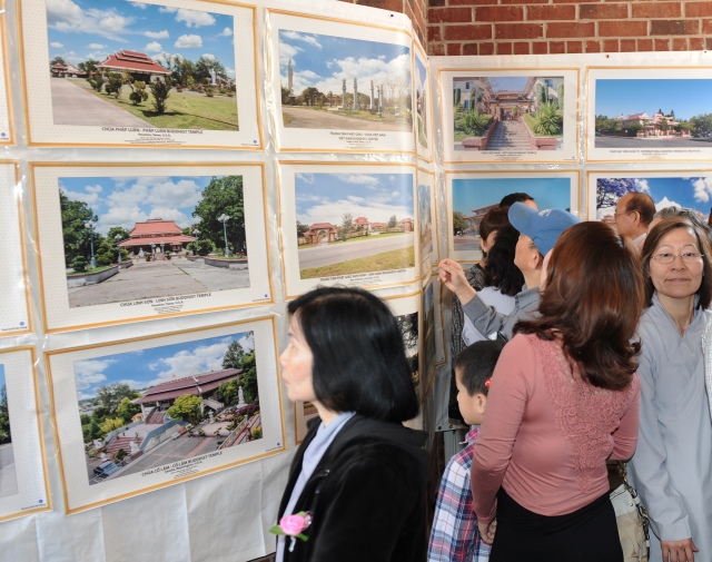 Hoa Kỳ: Lễ Vu Lan 2015 và triển lãm ảnh chùa Việt Nam tại chùa An Lạc - Indiana