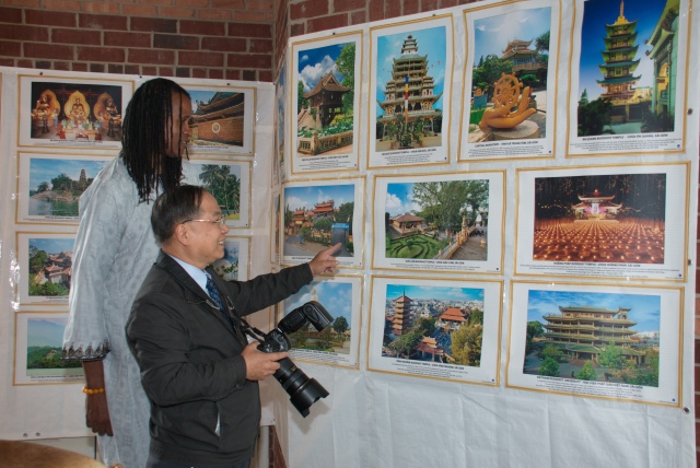 Hoa Kỳ: Lễ Vu Lan 2015 và triển lãm ảnh chùa Việt Nam tại chùa An Lạc - Indiana